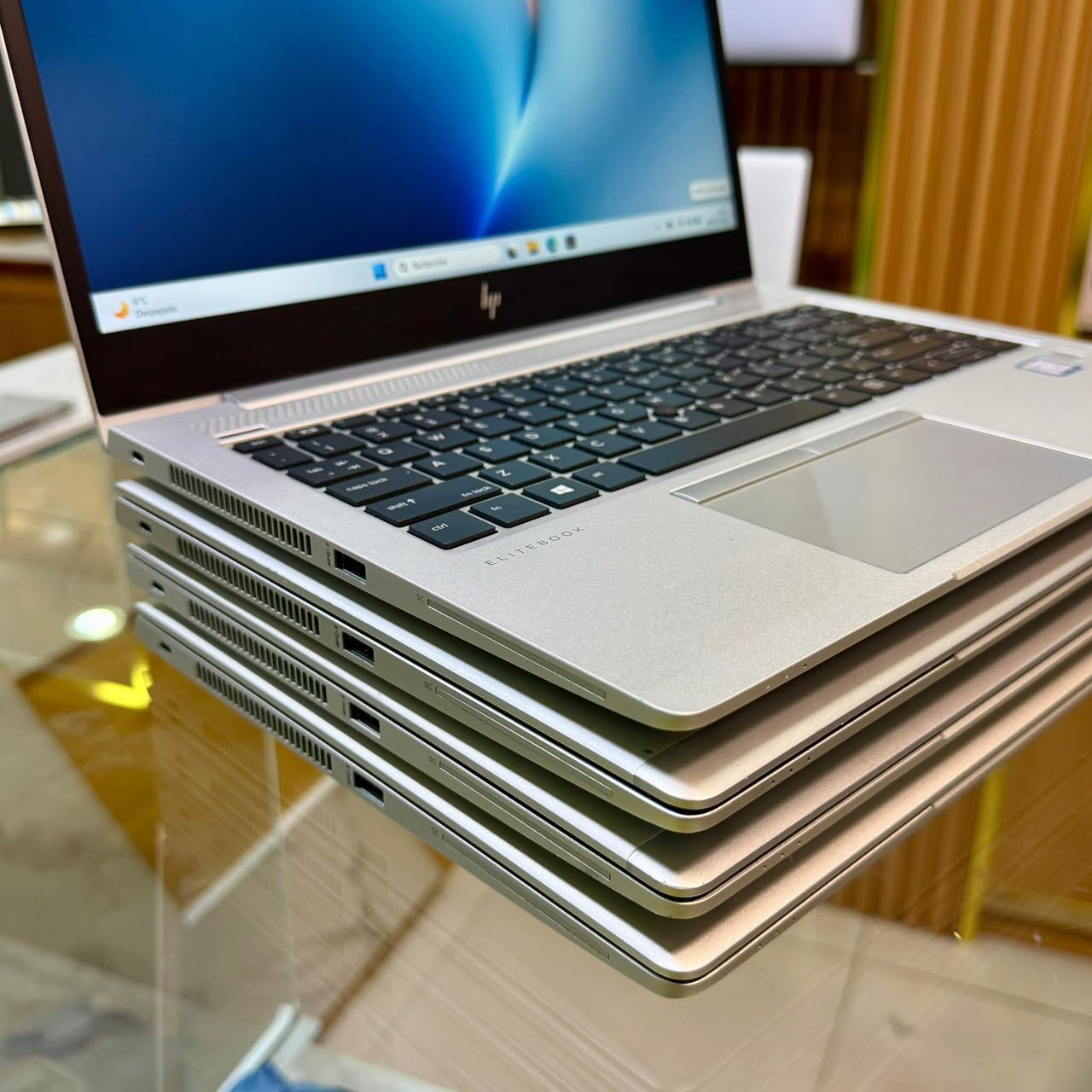 Hp Elitebook 840 G6 Core i5 8ème génération miniature 2