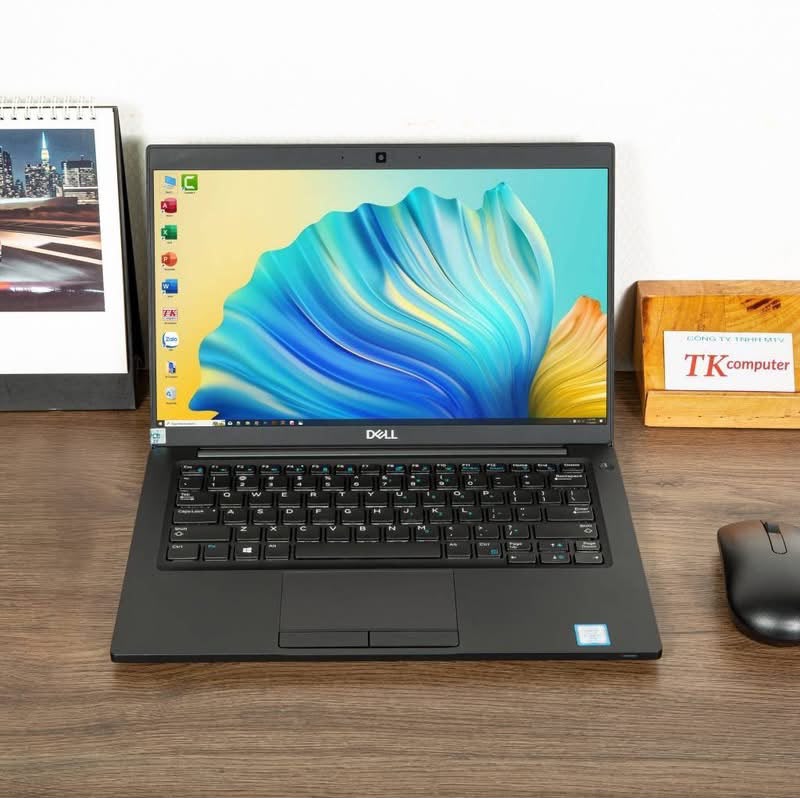 Dell Latitude 7390 Core i7 8ème génération miniature 2