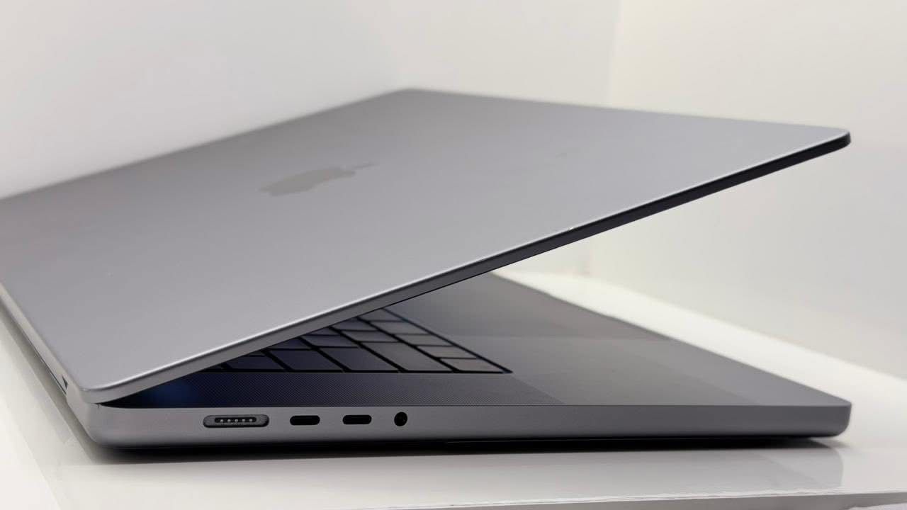 MacBook Pro M2 2023 16 Pouces miniature 4