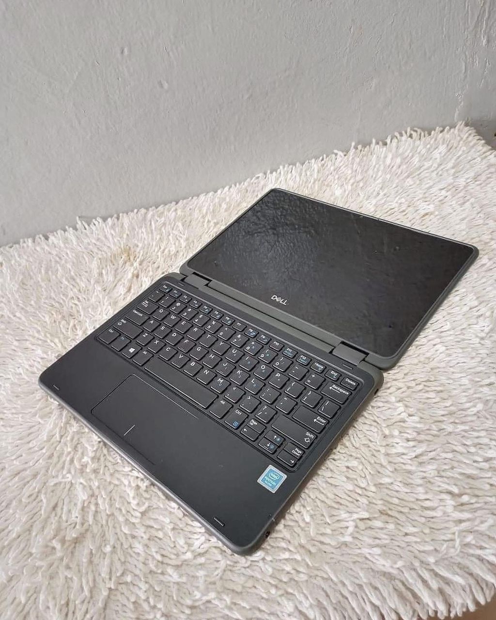 Dell Latitude 3190 2-in-1 miniature 4
