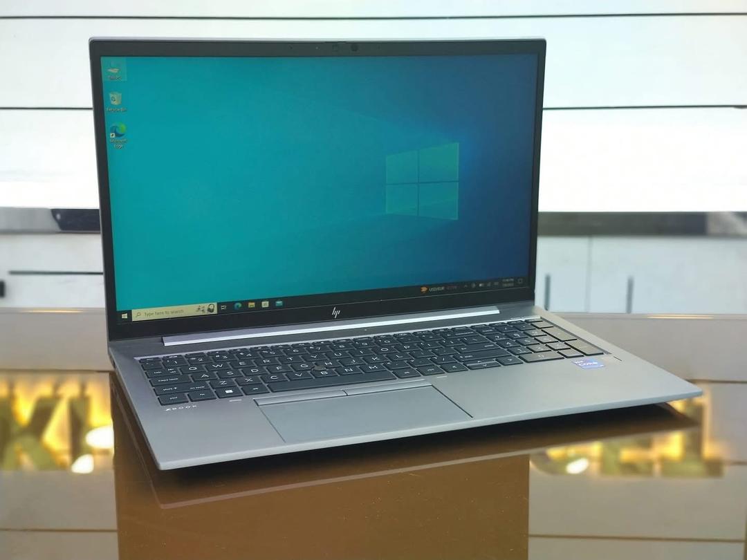 Hp ZBook 15 Firefly G7 Workstation i7 10ème génération miniature 3