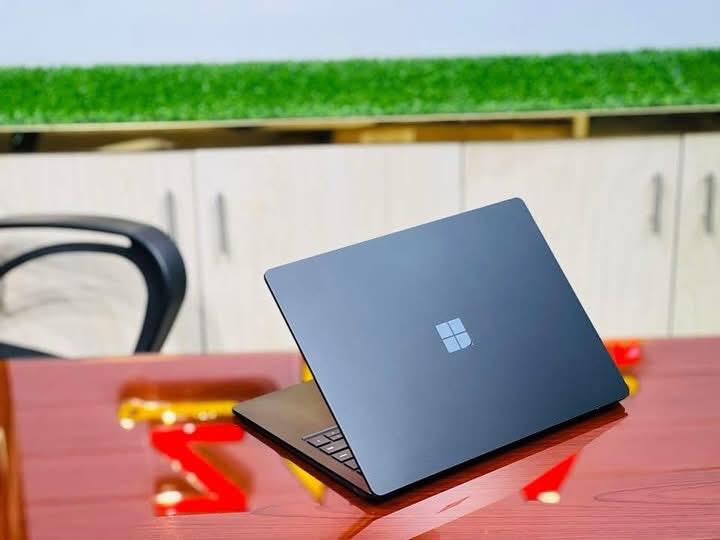 Microsoft Surface Laptop 3 i5 10ème Génération miniature 4