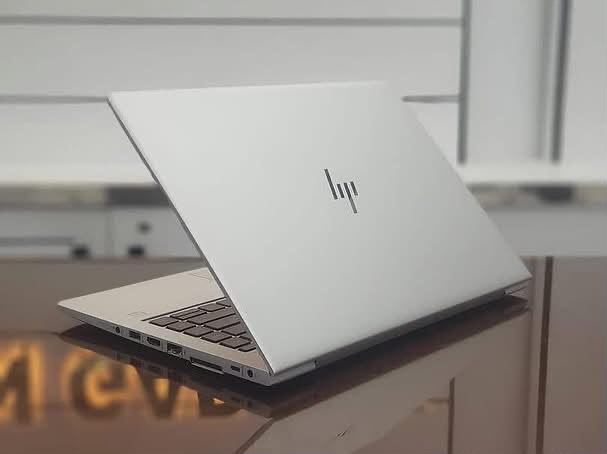 Hp EliteBook 745 G6 Workstation Ryzen5 8ème génération miniature 3